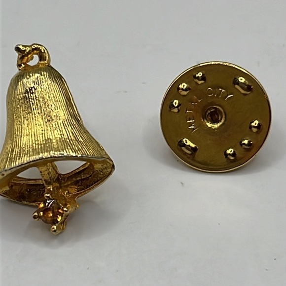 Small Gold Tone Bell With Yellow Rhinestone Collectible Pin / Lapel Bell - Picture 9 of 9